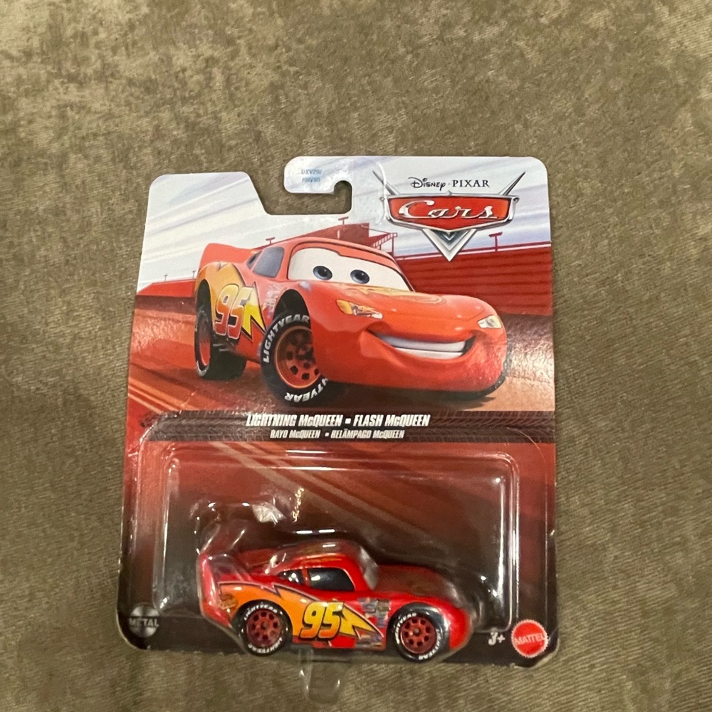 Mattel Cars Lightning McQueen Toy - Red and Yellow